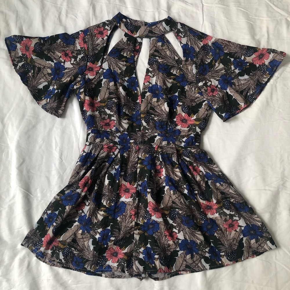 Floral Romper - Shorts - S